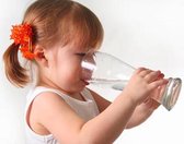 Вода для ребёнка: какая, сколько и зачем?